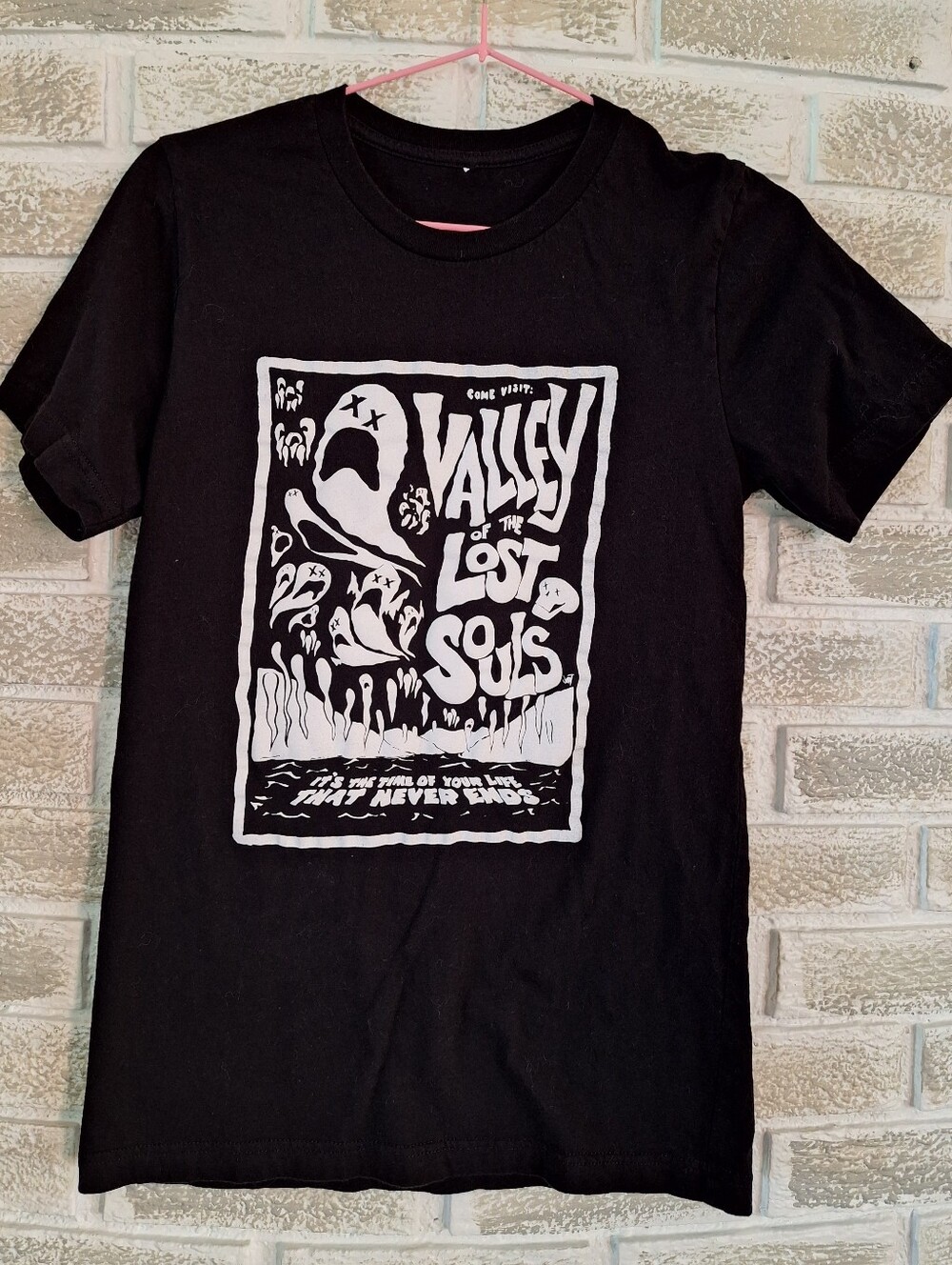 Lost Souls Ghosts Artistic Black Graphic T-shirt - Womens Medium - Goth Alt Punk